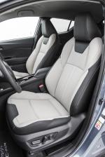 Toyota C-HR Hybrid 2019 года (WW)